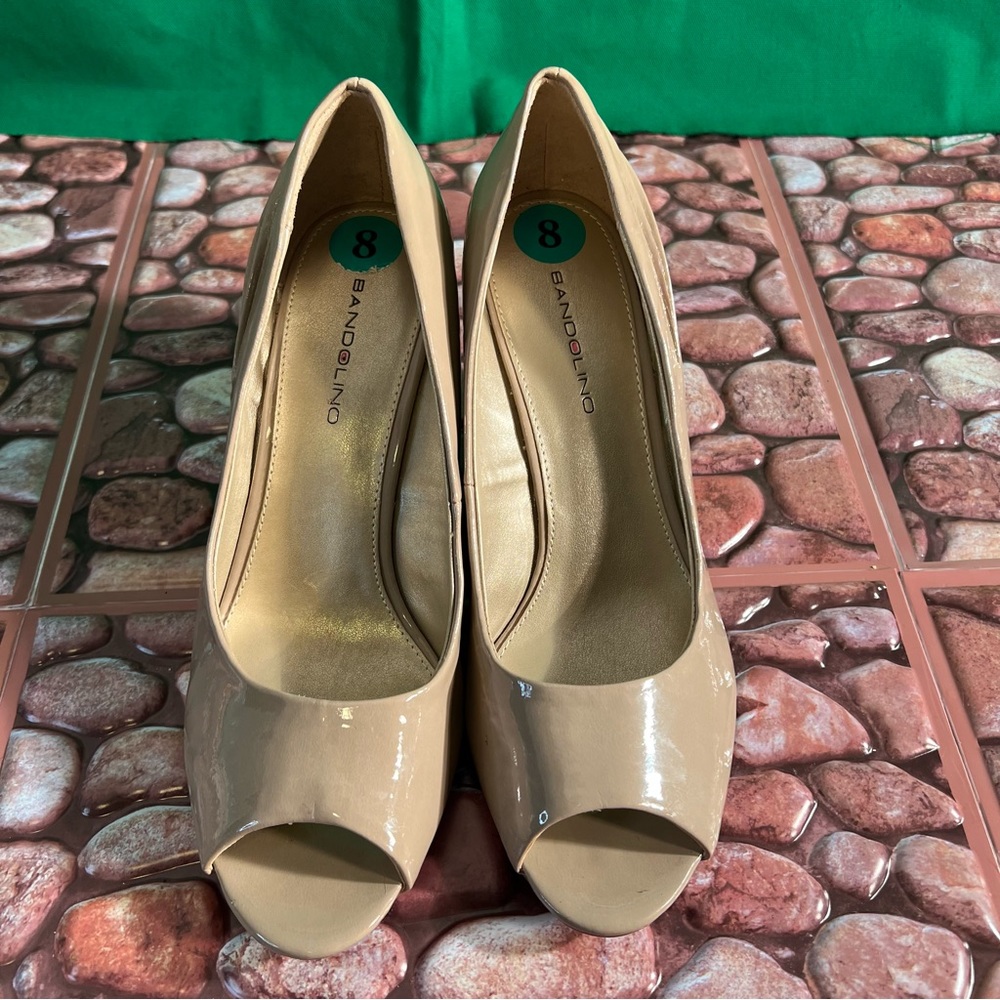 Bandolino Nude Patent Leather Peep-Toe Heels – Size 8